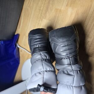 Black and Gray Winter Boots